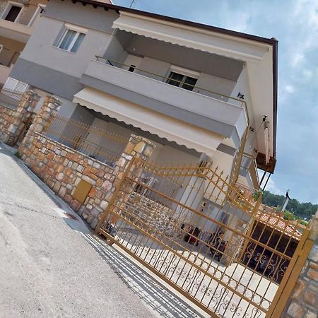 Apartmán Olgas No2 House Polýgyros Exteriér fotografie
